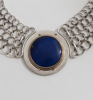 COLLIER, med lapis lazuli, Anders Högberg, Göteborg, 1968.