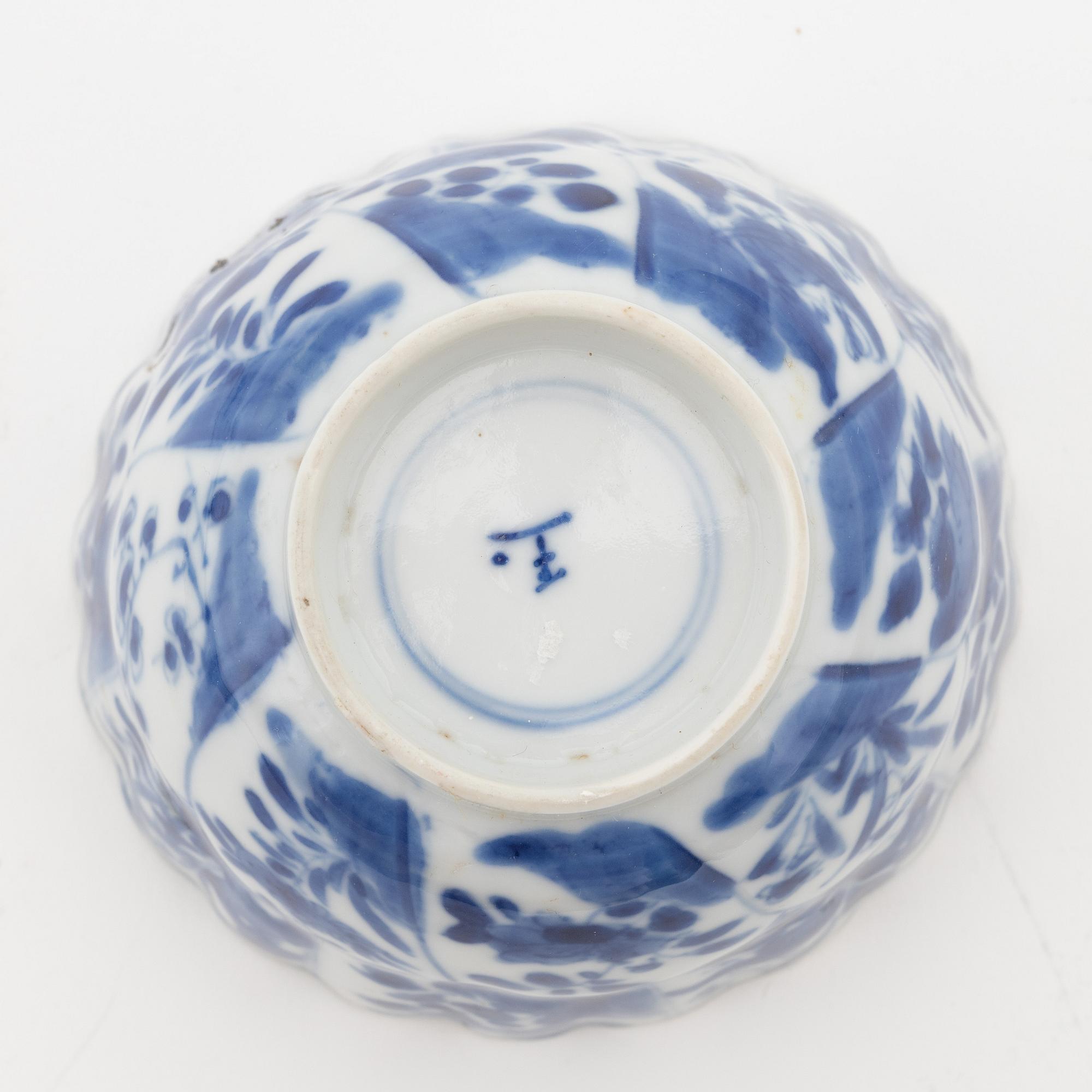 A group of seven cups with saucers, Qing dynasty, Kangxi (1662-1722).