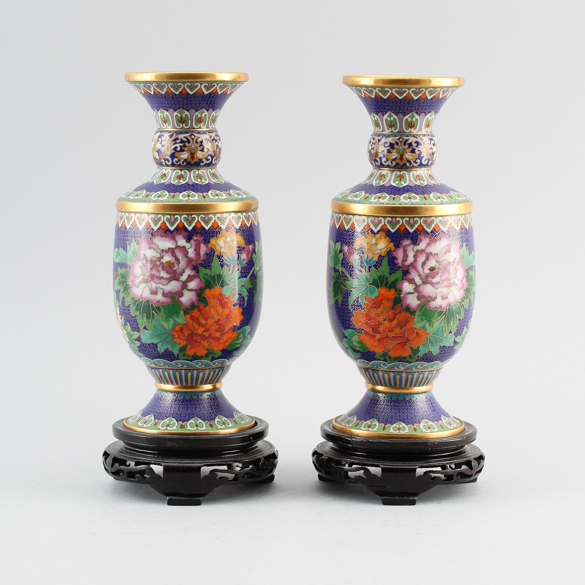 VASER, 1 par, cloisonné, Kina, 1900-tal.