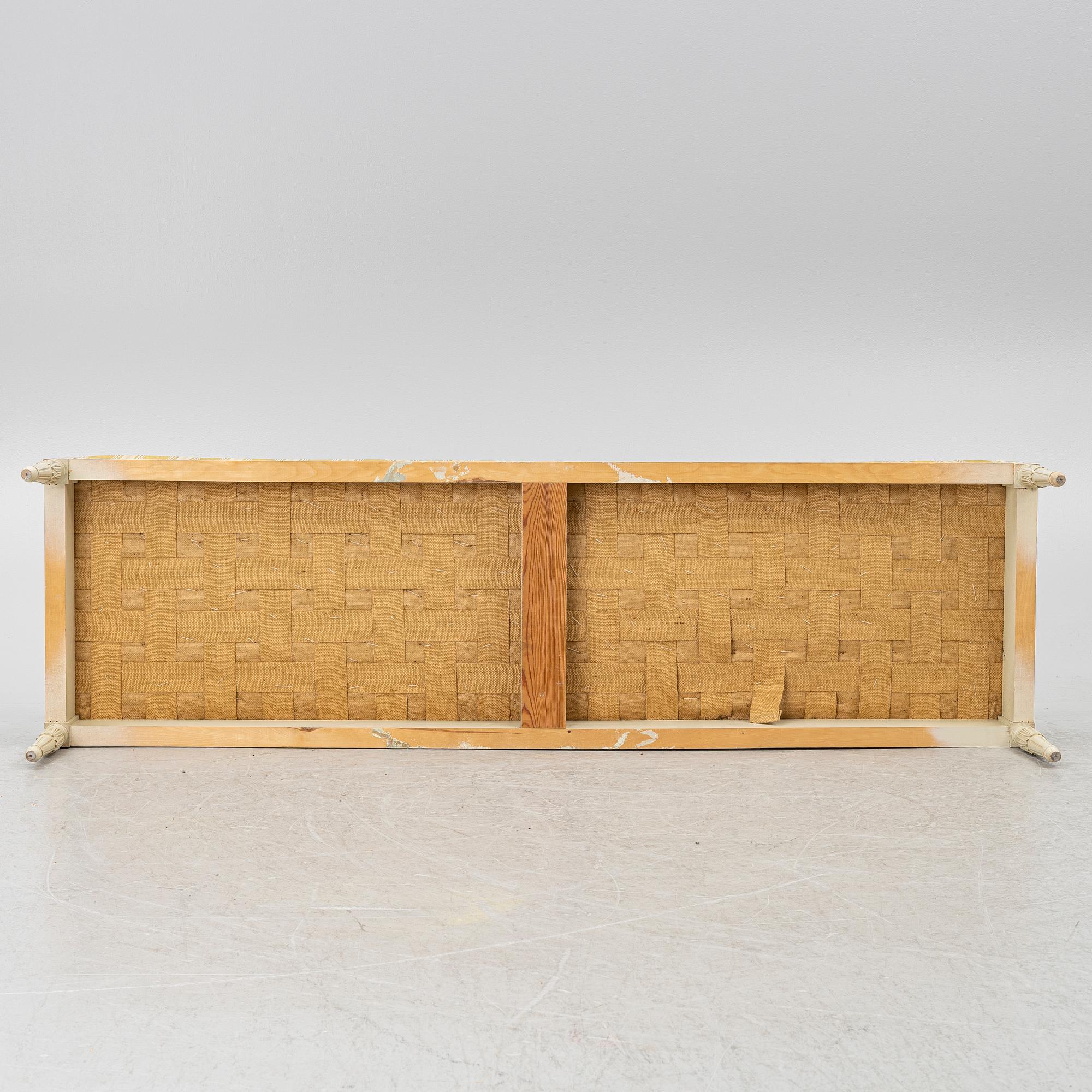Soffa, gustaviansk stil, 1900-talets andra hälft.