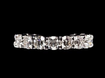 1101. An eternity diamond ring, tot. 3.38 cts.