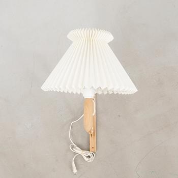 Erik Hansen, wall lamp "Sax 224-6/17", for Le Klint.