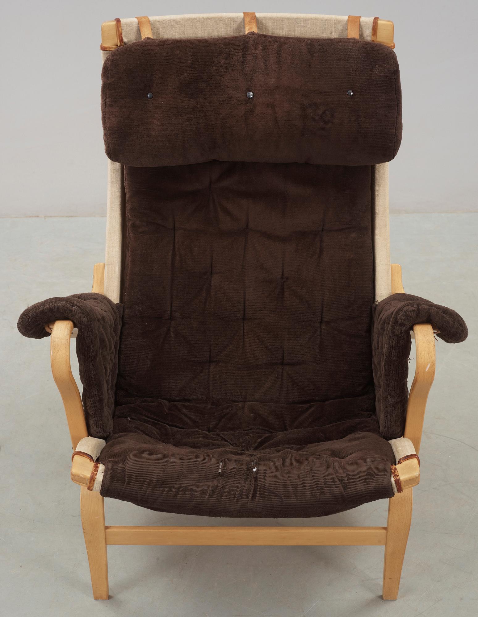 FÅTÖLJ, "Pernilla". Bruno Mathsson, Dux, 1900-talets andra hälft.