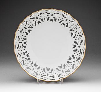 SKÅLFAT, porslin, Meissen, genombrutet bräm, 1900-tal.