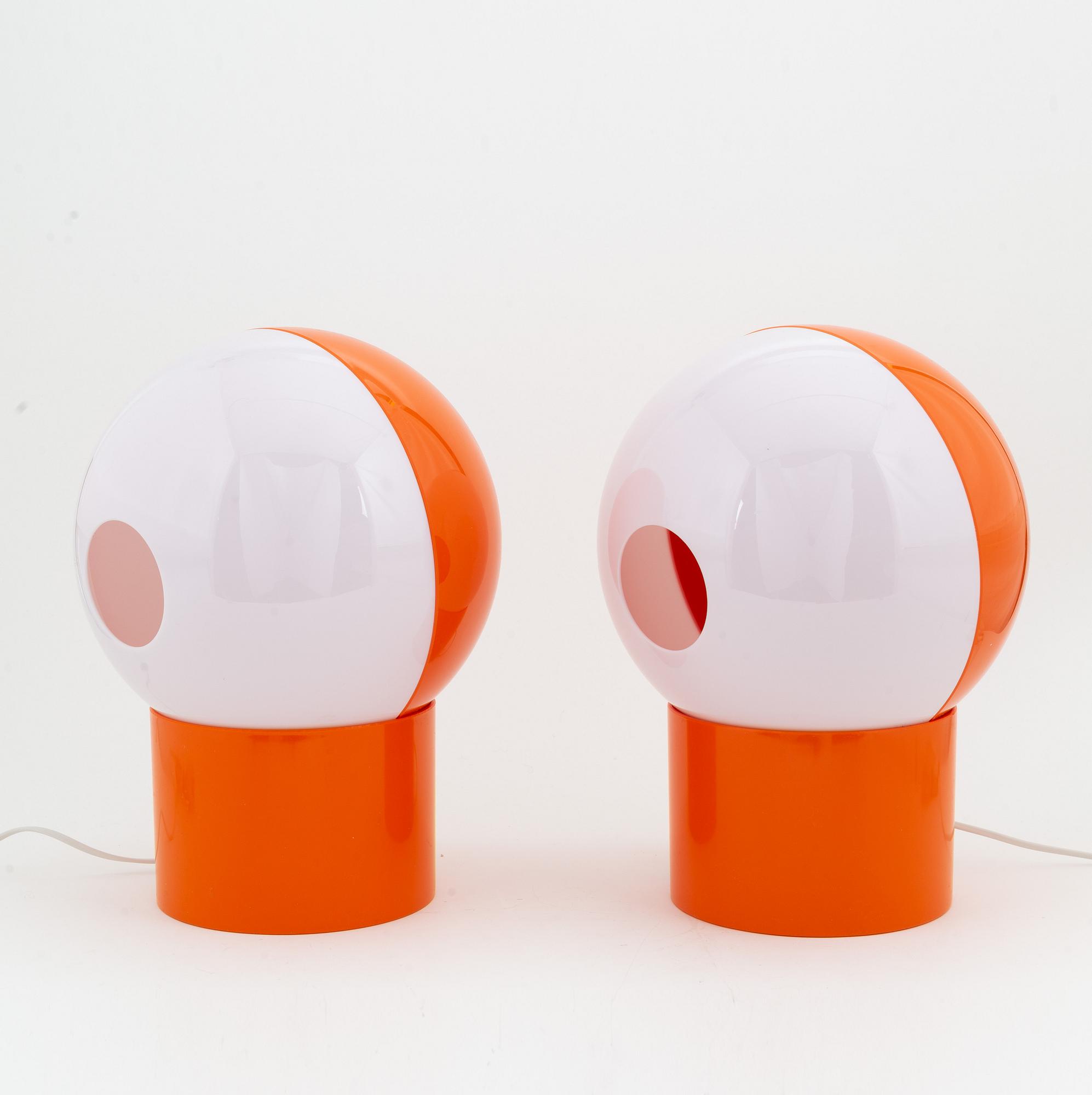 Uno & Östen Kristiansson, a pair of 'Luno'/ Nr 1241 table lamp, Luxus, Vittsjö, Sweden.