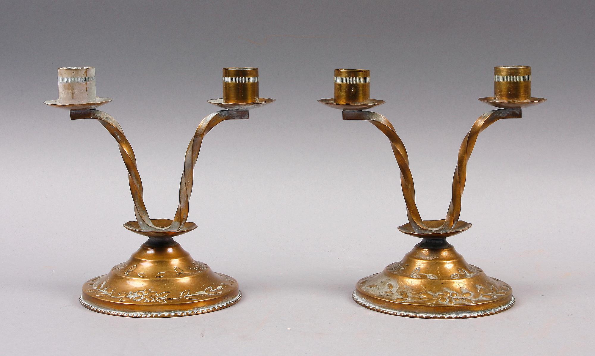 LJUSSTAKAR, ett par, mässing, barockstil, 1900-tal.