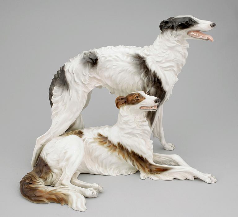 FIGURIN, porslin, Keramos Ramoz, Austria, Wien. 1900-talets andra hälft.