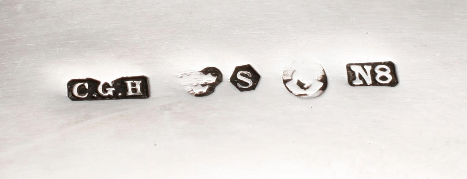 PRESENTERFAT, silver, C G Hallberg, Stockholm 1939. Vikt ca 693 g.