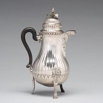 A Belgian 18th century silver coffee-pot, unidentified makers mark, Moms 1784.