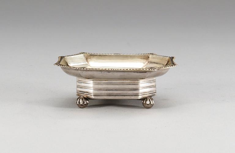 SALTKAR, silver. S:t Petersburg, Ryssland 1836.