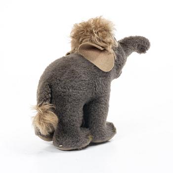 Steiff, leksaksdjur, 7 + 1 st, 1900-talets andra hälft.