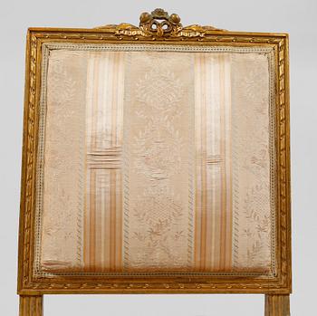 STOLAR, ett par, gustaviansk stil, omkring år 1900.