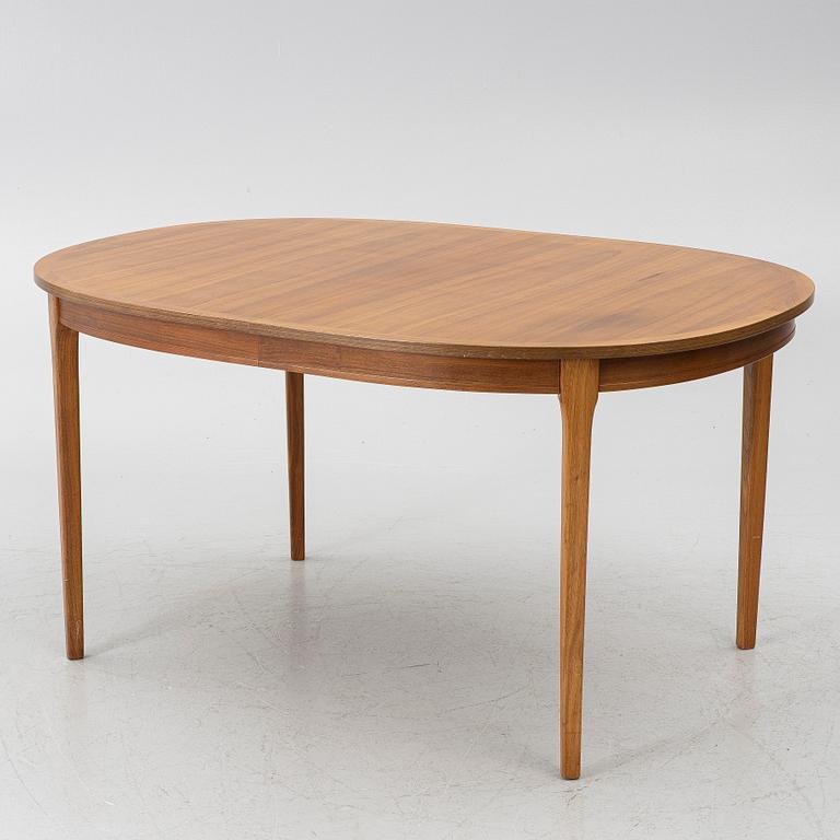Linde Nilsson, dining table with four chairs.
Lammhult, second half of the 20th century.