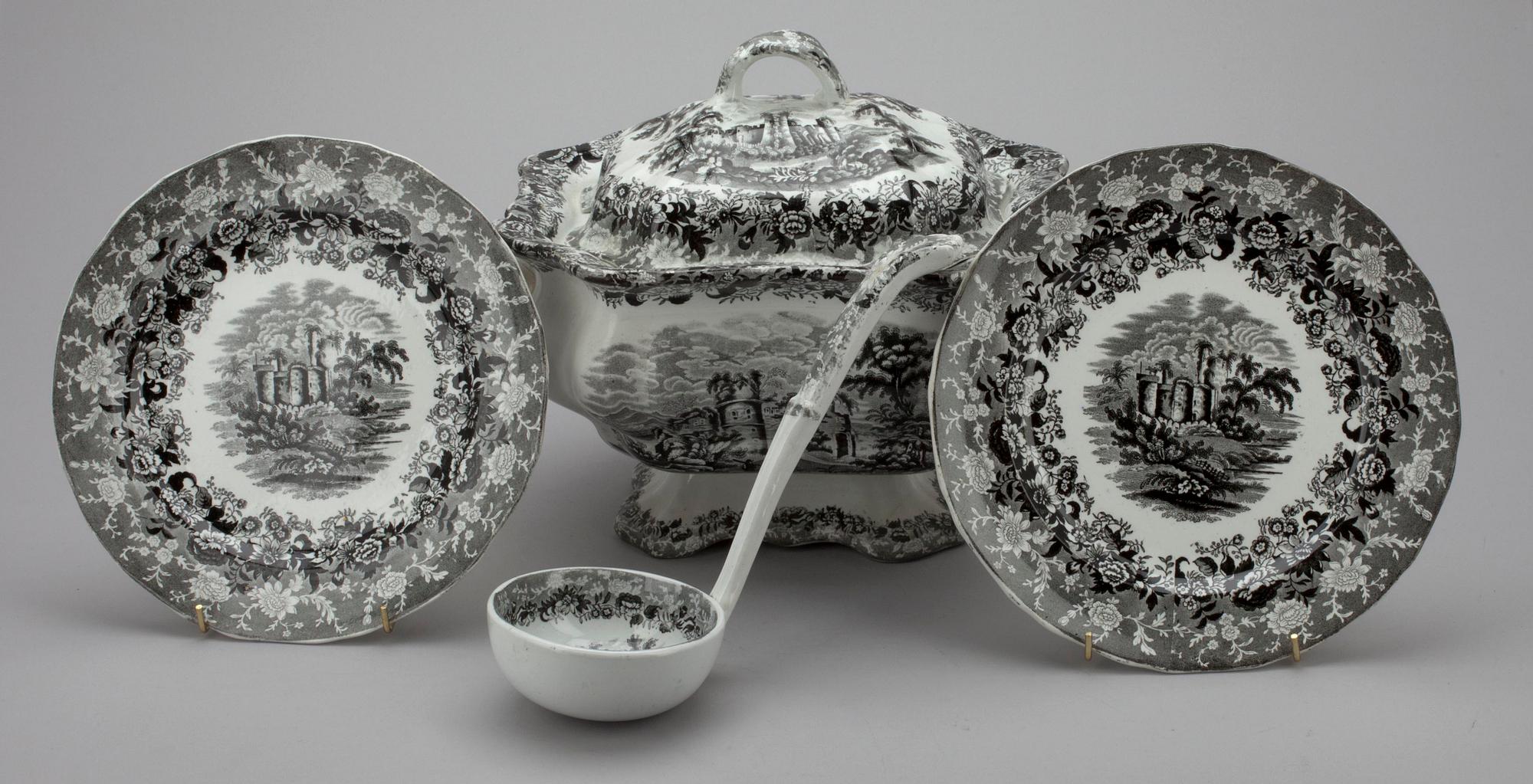 SERVIS, ca 85 delar, flintgods, Vignette, F. Primavesi & Sons, Cardiff & Swansea, England 1800-tal.