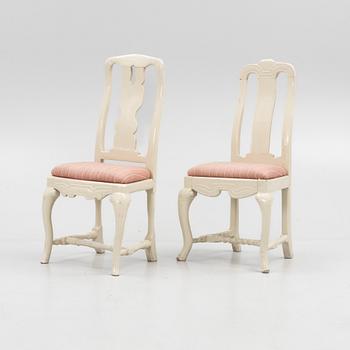 Chairs, a pair, similar, late Baroque, first half of the 18th century.