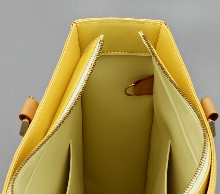 AXELVÄSKA, "Columbus", monogram vernis, Louis Vuitton, 1900/2000-tal.