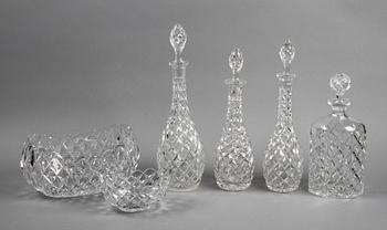 KARAFFER och SKÅL, 5 delar, möjligen delvis Orrefors.