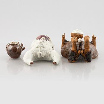 Gösta Grähs, skulpturer, 3 st, stengods, egen ateljé.