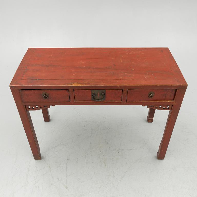 A Chinese desks and two 'Yoke-back' chairs, 20th Century.