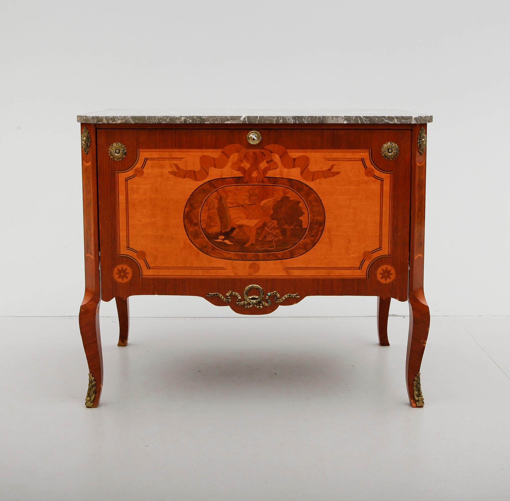 SCHATULL, gustaviansk stil, 1900-talets mitt.