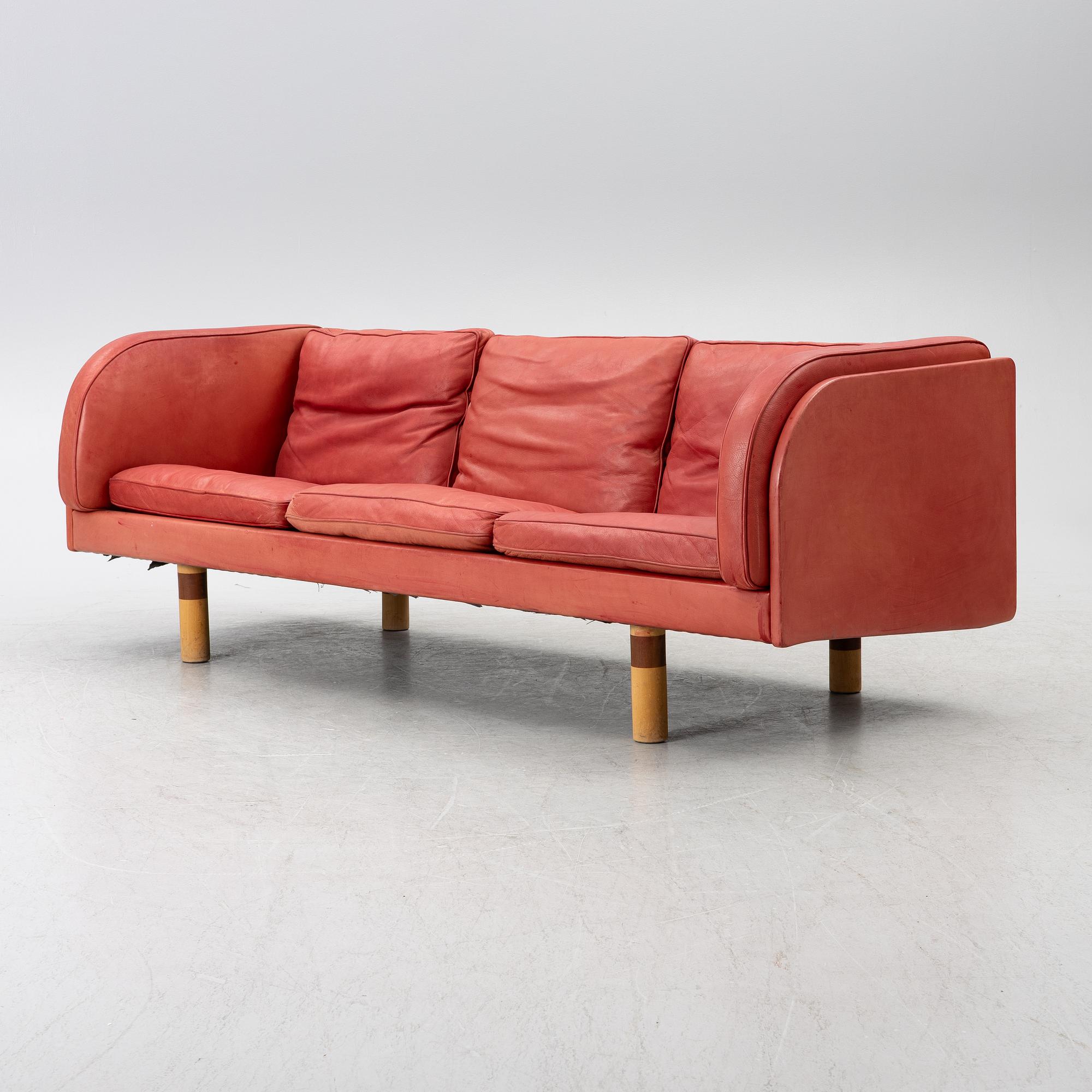 Jørgen Gammelgaard, sofa, "EJ20", Erik Jørgensen Møbelfabrik, Denmark.