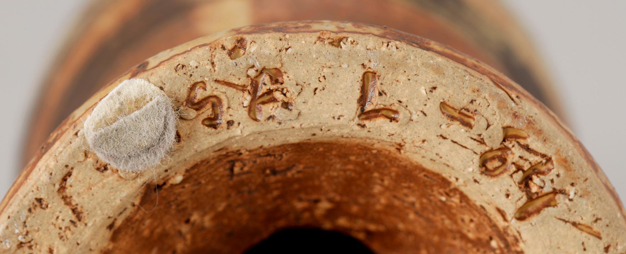 FIGURIN. Stengods, sign Lisa Larson, dat -84, Gustavsberg.