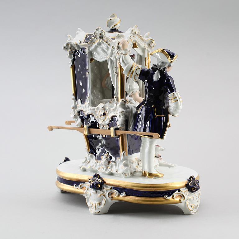 FIGUR, porslin, Royal Dux, 1900-talets mitt.