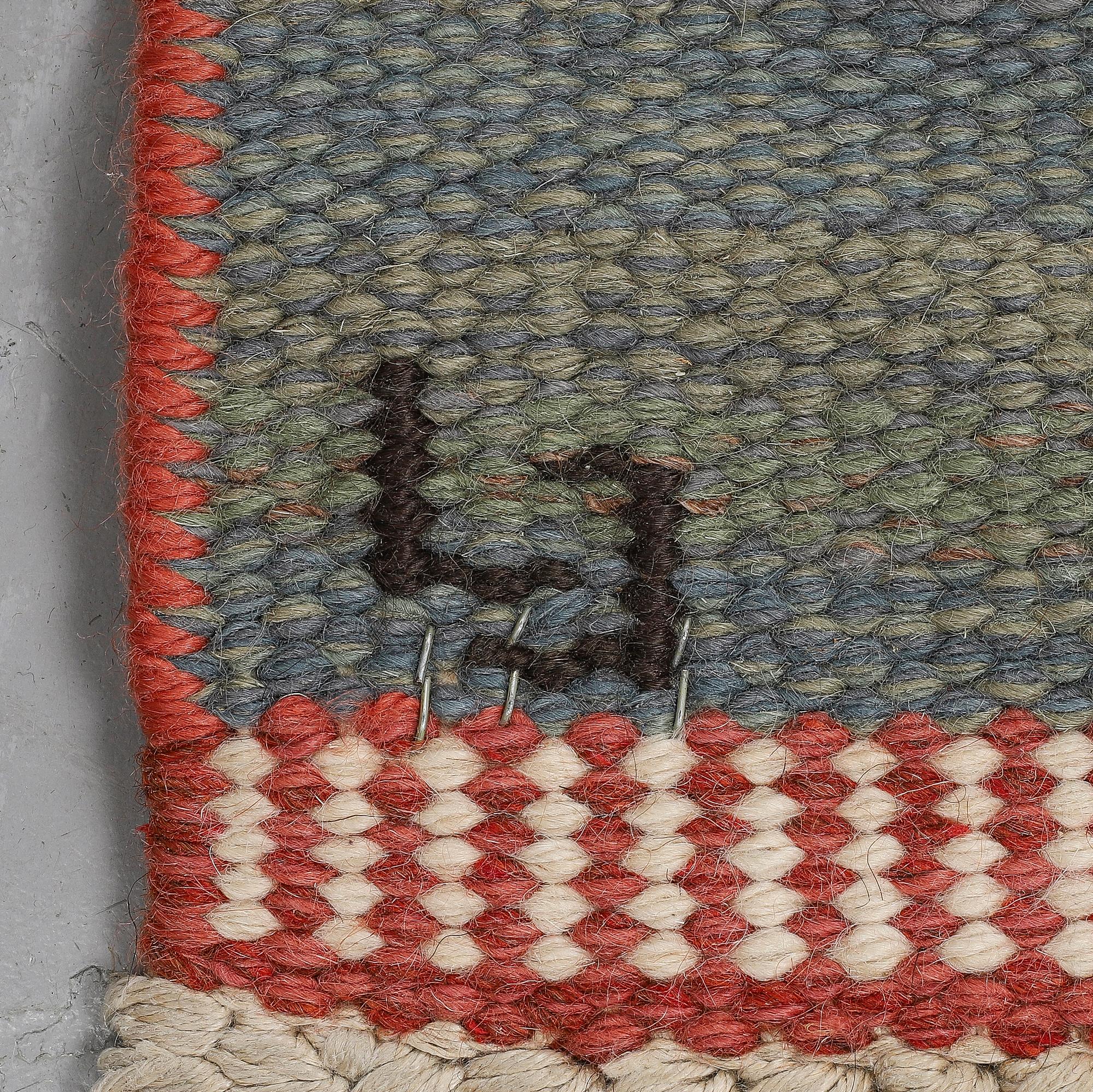 MATTO, flat weave, ca 313 x 200,5 cm, signed L J (probably  Lilian Johanesson).