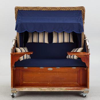 Trädgårdssoffa, "The Garden Haven Captain Seat Lounger", Mygind Design Scandinavia.