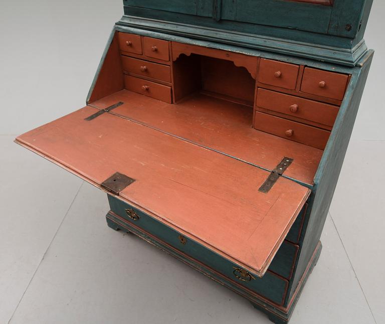 SKRIVSKÅP, allmoge, 1800-talets första hälft.