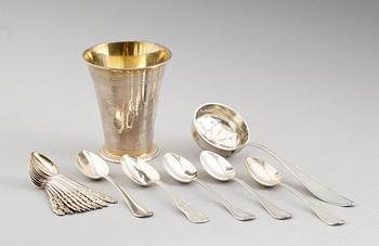 SILVERFÖREMÅL, 16 delar. Vikt ca 354 g.