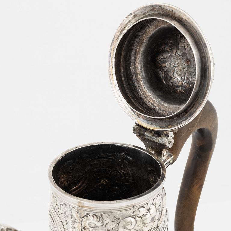 Richard Gurney & Co, kaffekanna, silver, rokoko, London 1749.