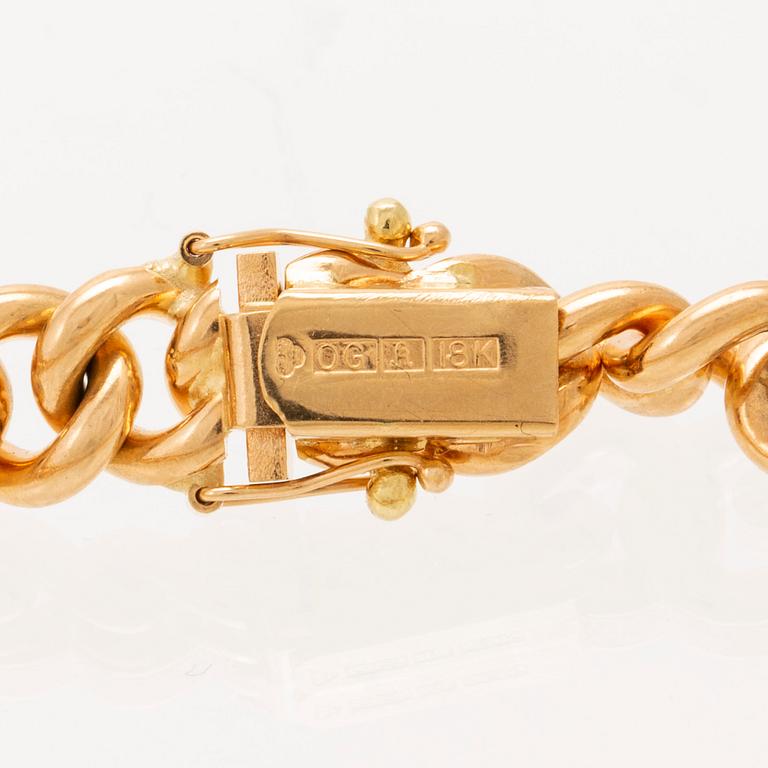 An 18K gold necklace weight 183,6 grams, 0,4 ct brilliants.