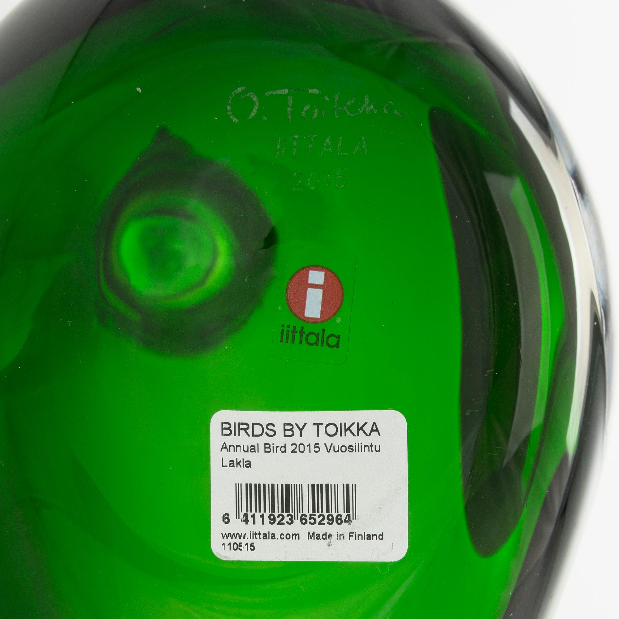 Oiva Toikka, An annual bird and egg 'Lakla', signed O. Toikka Iittala 2015.