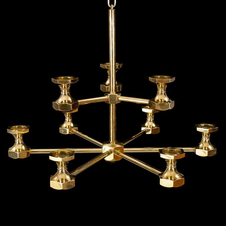 LJUSKRONA, mässing, Metallslöjden Gusum, 1900-talets andra hälft.