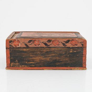 Ask med lock, s k timplåda, allmoge, 1800-talets andra hälft.