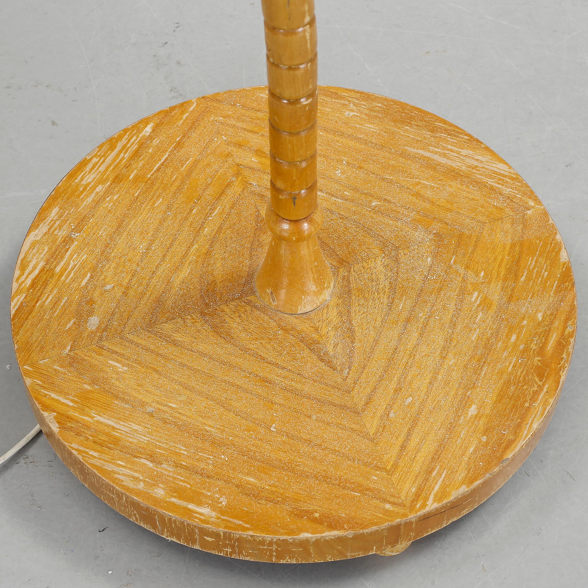 GOLVLAMPA, 1930-40-tal.