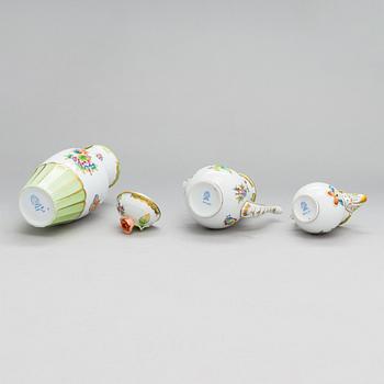 A Herend Queen Victoria VBO porcelain coffee set and two trinket boxes, totally 19 pieces, Hungary.