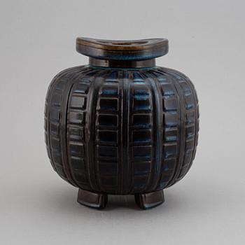 Wilhelm Kåge, a "Farsta" stoneware jar, Gustavsberg studio, Sweden 1952.