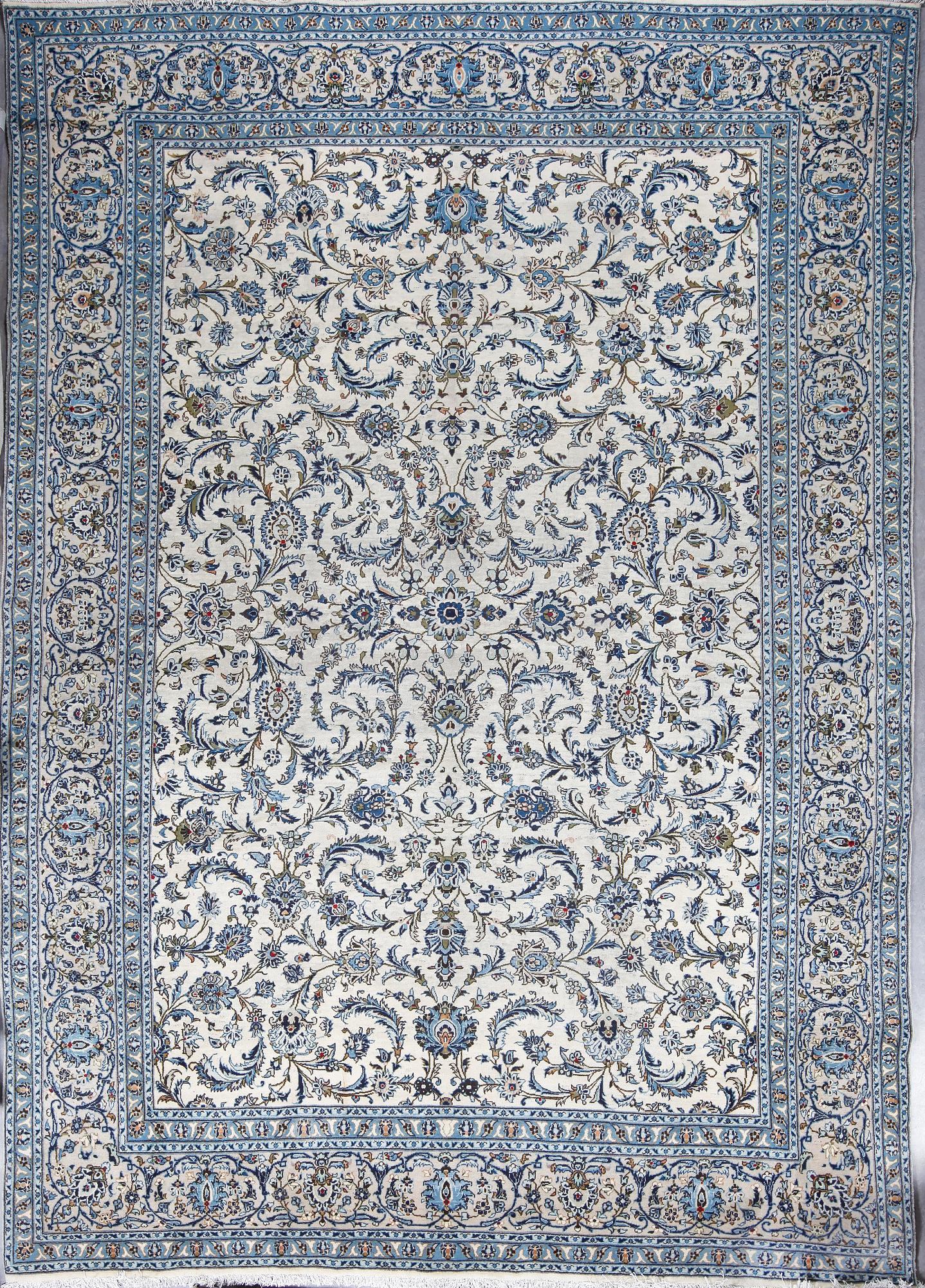 MATTA, Keshan, ca 422x290 cm.