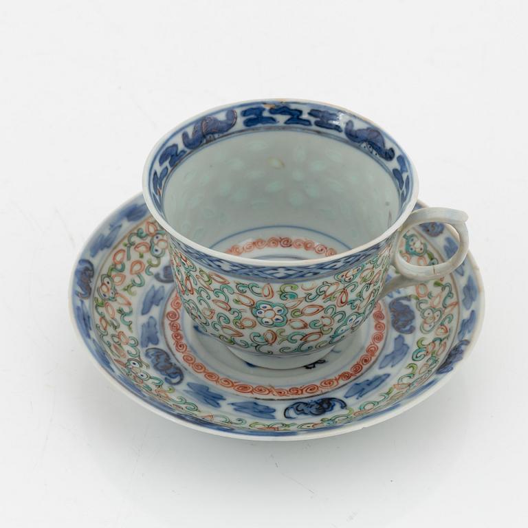 A Chinese porcelain tea service, 24 pieces, first part of the 20th century.