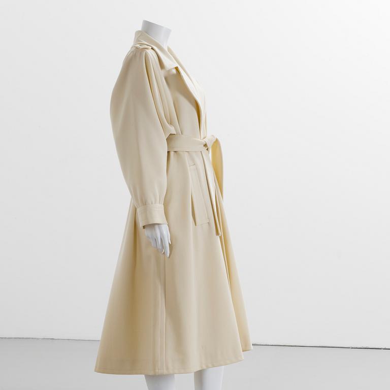 COAT, Yves Sain Laurent, creme colored wool blend, size 36.