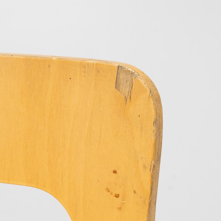 Alvar Aalto, children's chairs, 4 pcs, Artek, Finland.