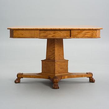 A SUITE, Biedermeier/Karl Johan, first half of the 19th century.