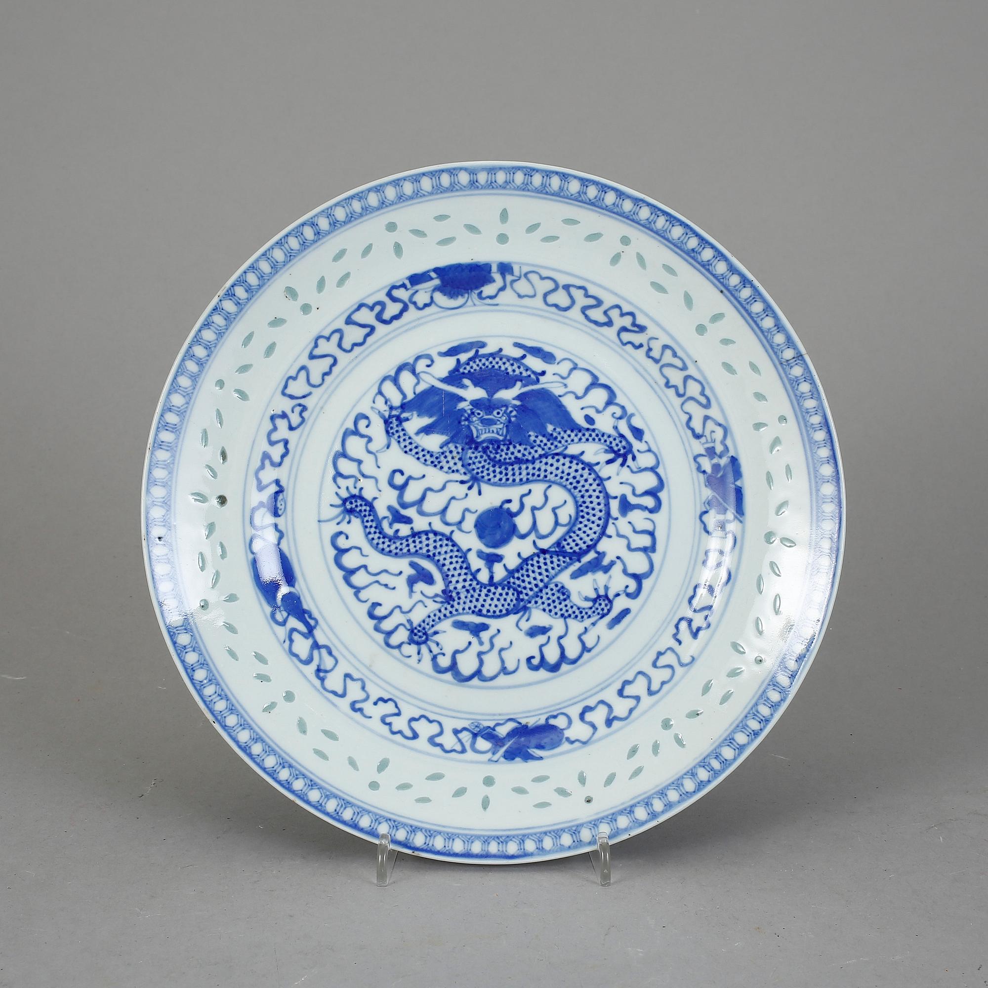 FAT, porslin, Kina. 1900-tal.
