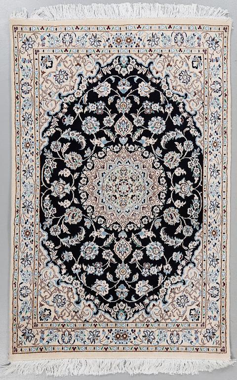 MATTA, Nain, part silk, modern tillverkning, 150 x 98 cm.