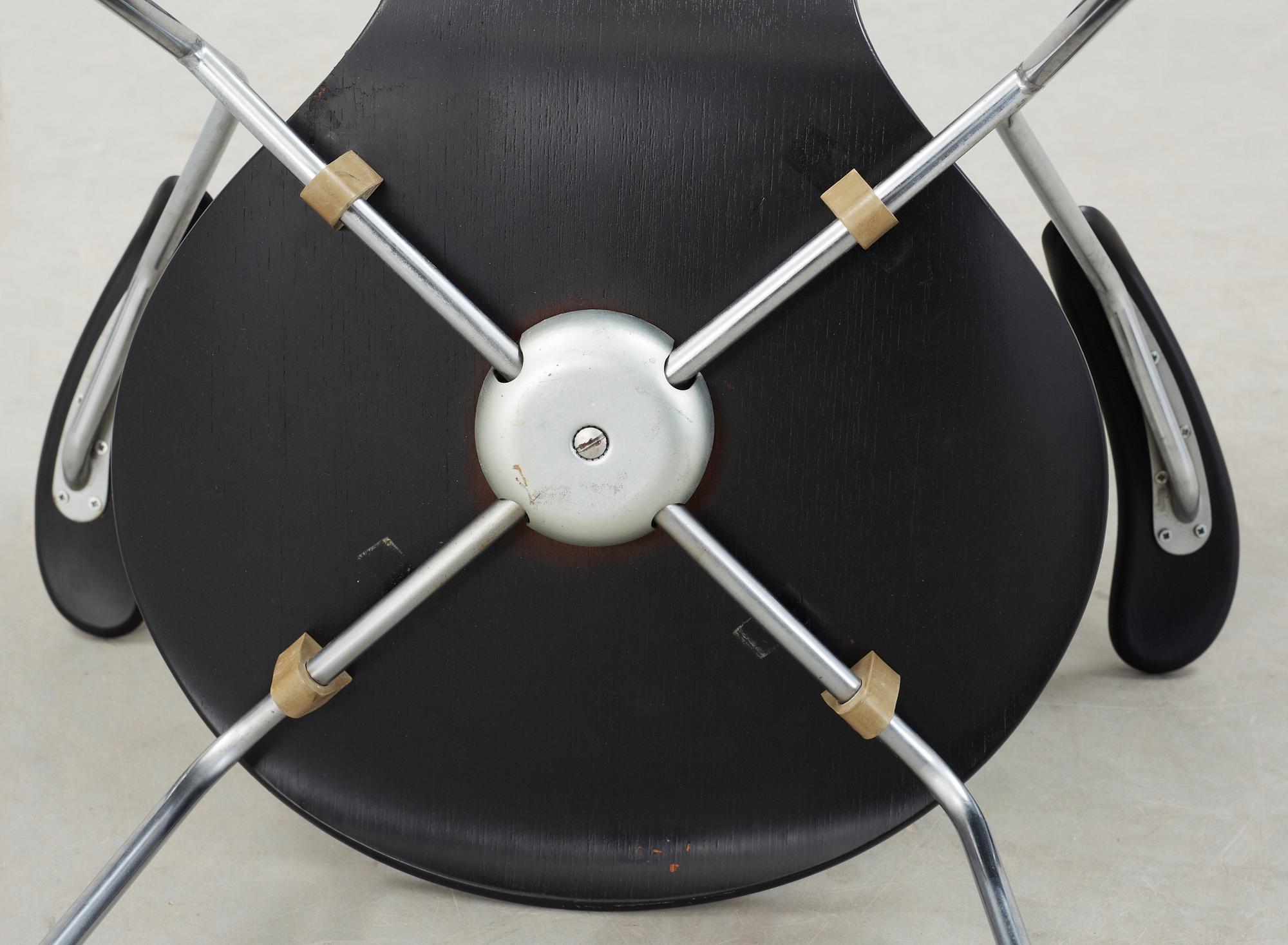 KARMSTOL, "Sjuan", Arne Jacobsen, Fritz Hansen,
