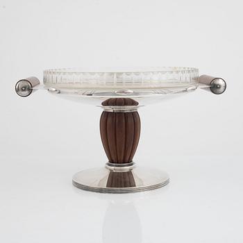 A silver plate center piece bowl, Art Déco, France, 1920's/30's.