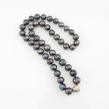 Ole Lynggaard, Lock 18K white gold with accompanying necklace of cultured pearls.