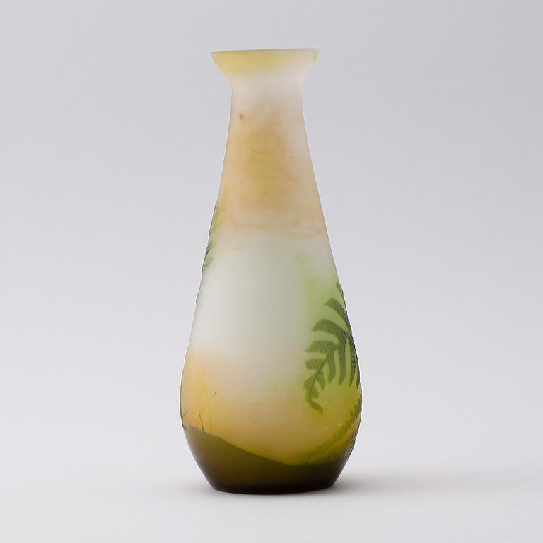 VAS, glas, jugend, Émile Gallé, Frankrike, 1900-talets första hälft.